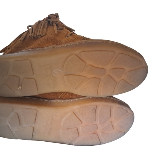 MINNETONKA short fringe leather moccasins booties shearling ankle boots WMS 8 - Picture 6 of 16